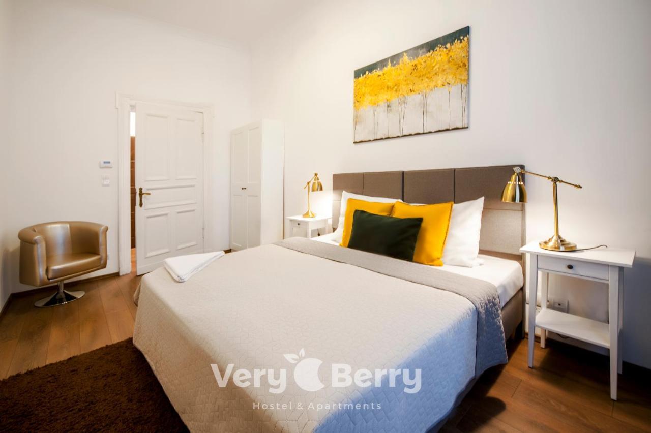 Very Berry - Garbary 27 - Apartament Z Balkonem, Old City, Check In 24H Apartment พอซนาน ภายนอก รูปภาพ